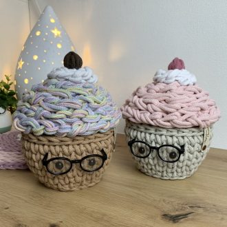 Cupcake horgolt tároló