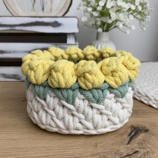 3D tulipános horgolt tároló kosár - kicsi