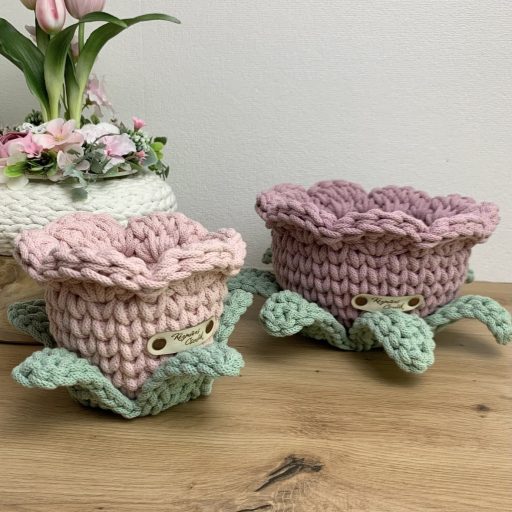 Nem hervadó virágkosár, horgolt tároló - kicsi