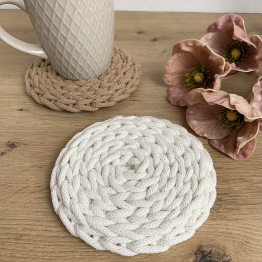 Emma horgolt poháralátét