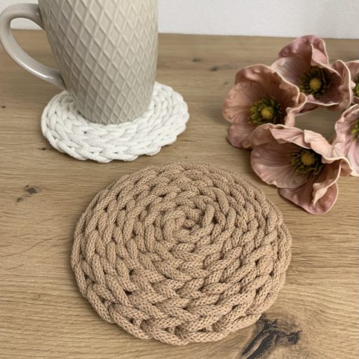 Emma horgolt poháralátét