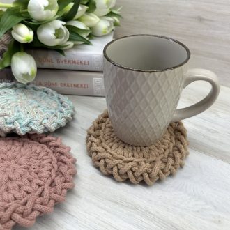 Anna Zigzag horgolt poháralátét