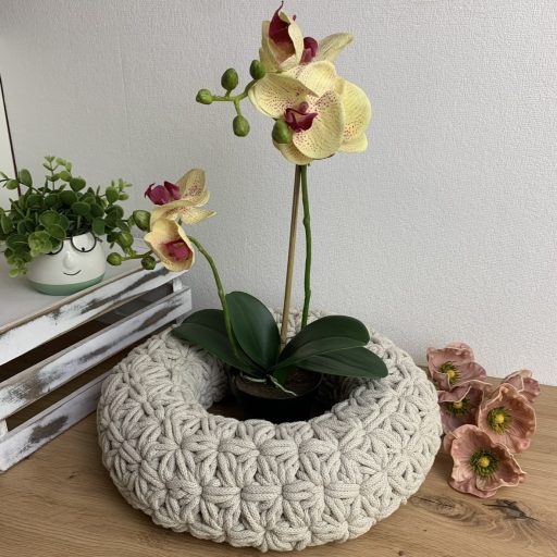 Élethű gumi Orchidea műanyag kaspóban - koszorúhoz, vázához