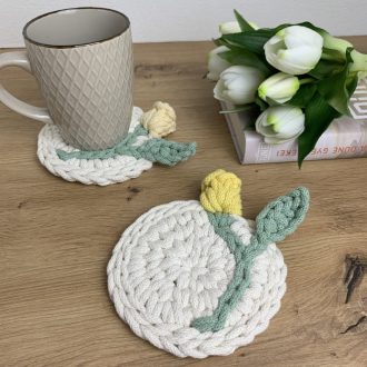 3D tulipános horgolt poháralátét - Banán